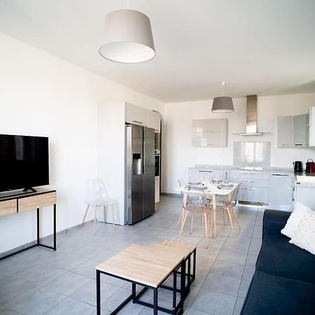 Appartement T4 Vue Mer Proche Gare Et Centre Ville Ajaccio  Esterno foto