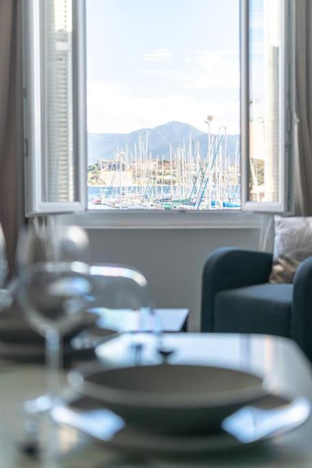 Appartement T4 Vue Mer Proche Gare Et Centre Ville Ajaccio  Esterno foto